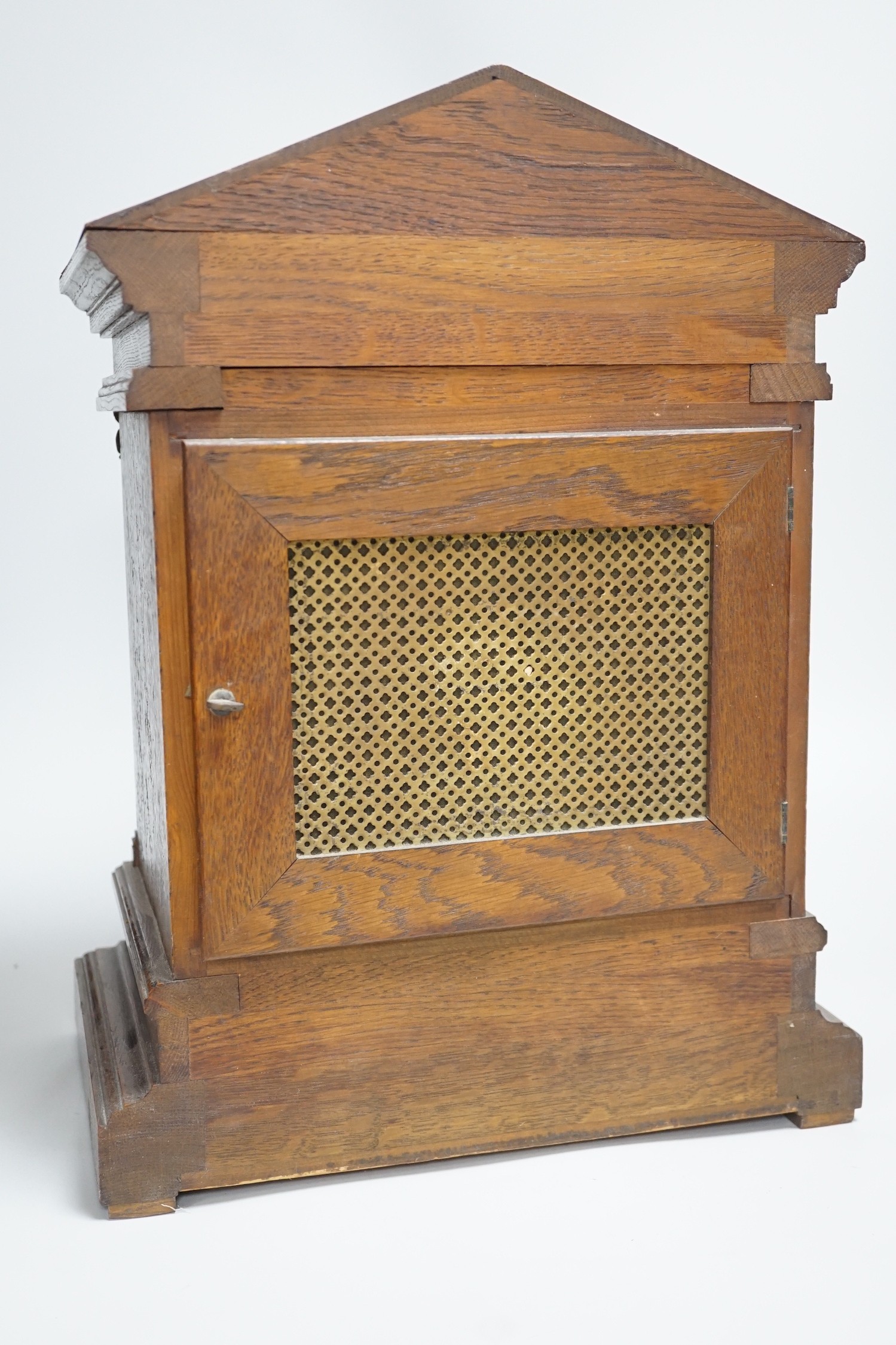 A late 19th century Black Forest oak bracket clock, 40.5cm